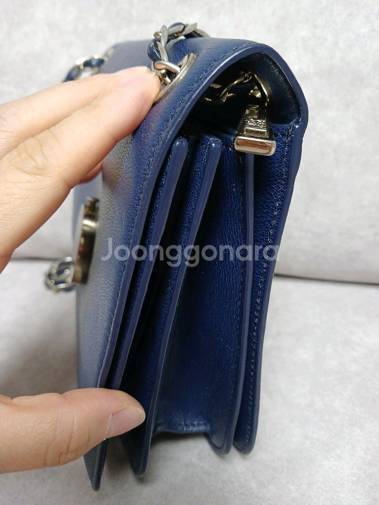 루이까또즈미니 체인크로스가방--2