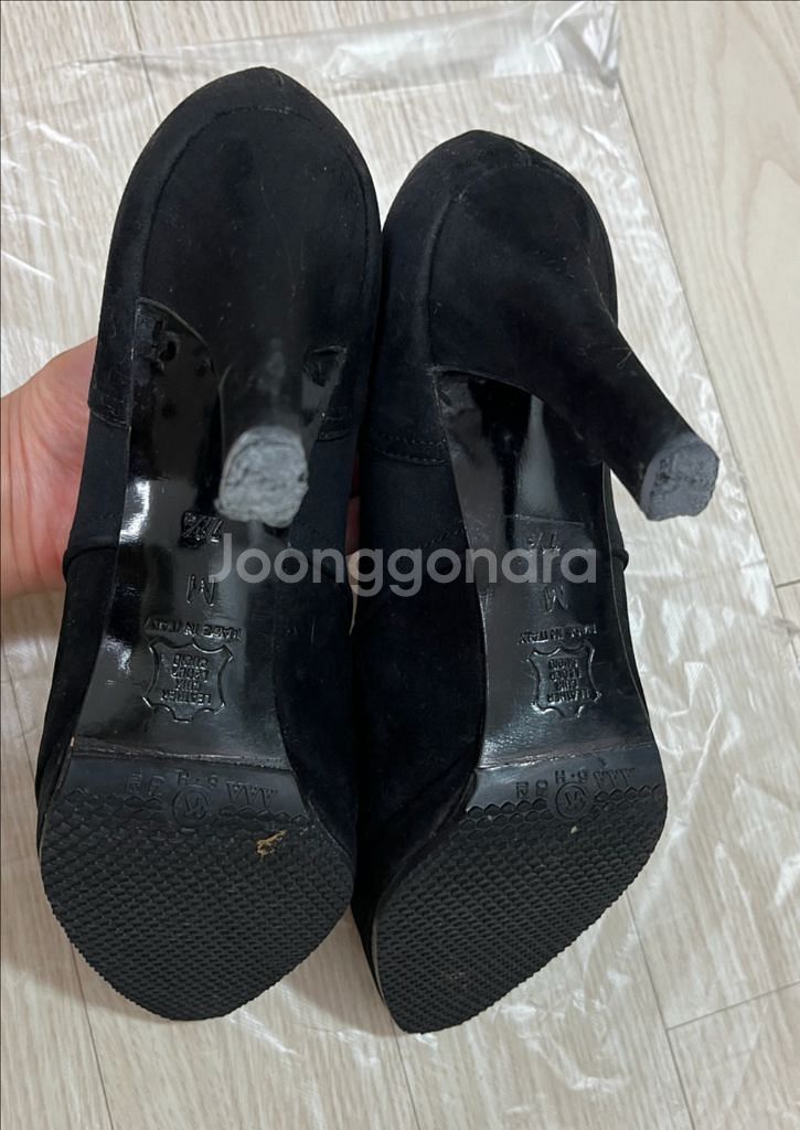 이브생로랑 부티 슈즈--3