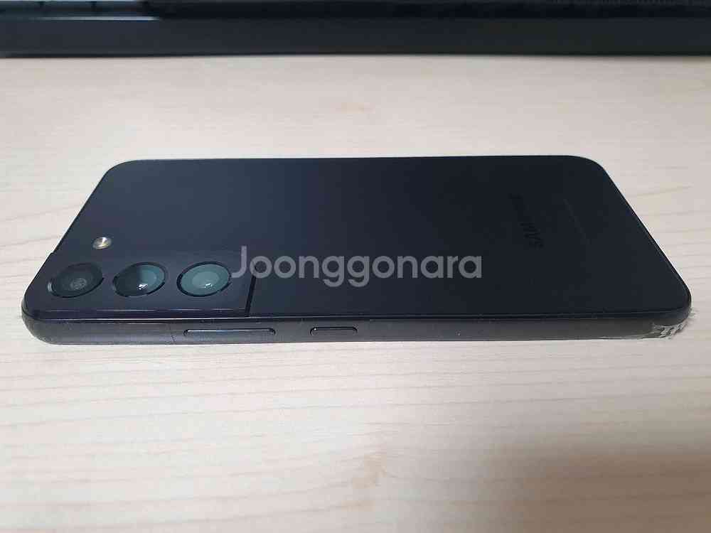 갤럭시 S22 블랙 256 판매 합니다.--4