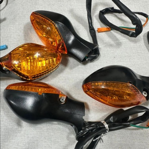 오토바이 방향지시등 새상품 4개 일괄