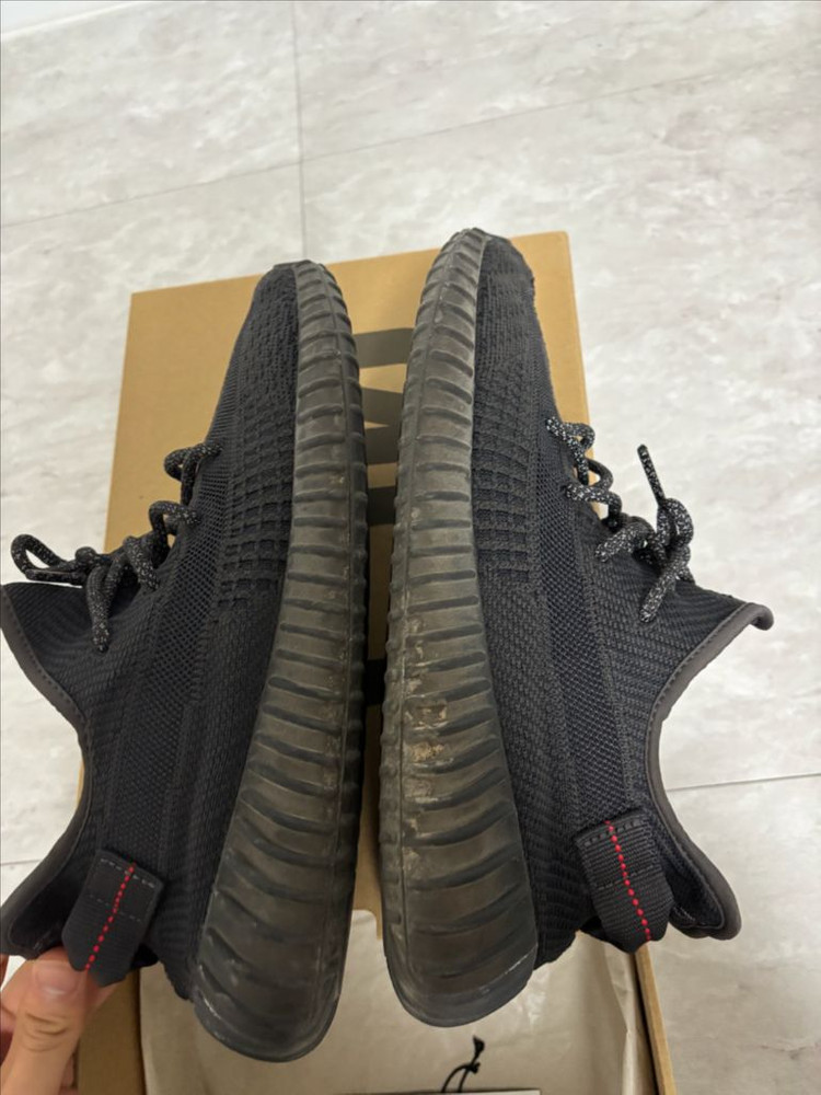 신발 아디다스 이지부스트 350v2 트리플 블랙 이미지