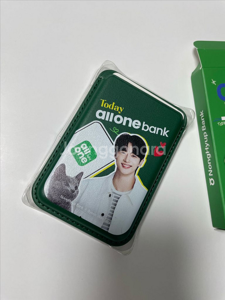 변우석 한정판 맥세이프 카드지갑 (우체국 택포)--0