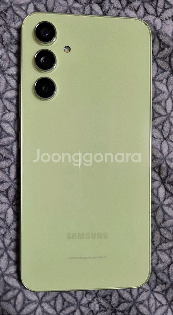 갤럭시 퀀텀4 라임색 128GB 판매합니다 A54--3