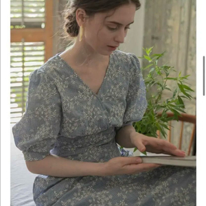 르니나 LETTIE 플라워 원피스 s사이즈