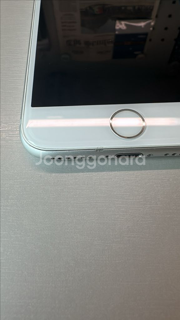 아이폰 8 64gb--4