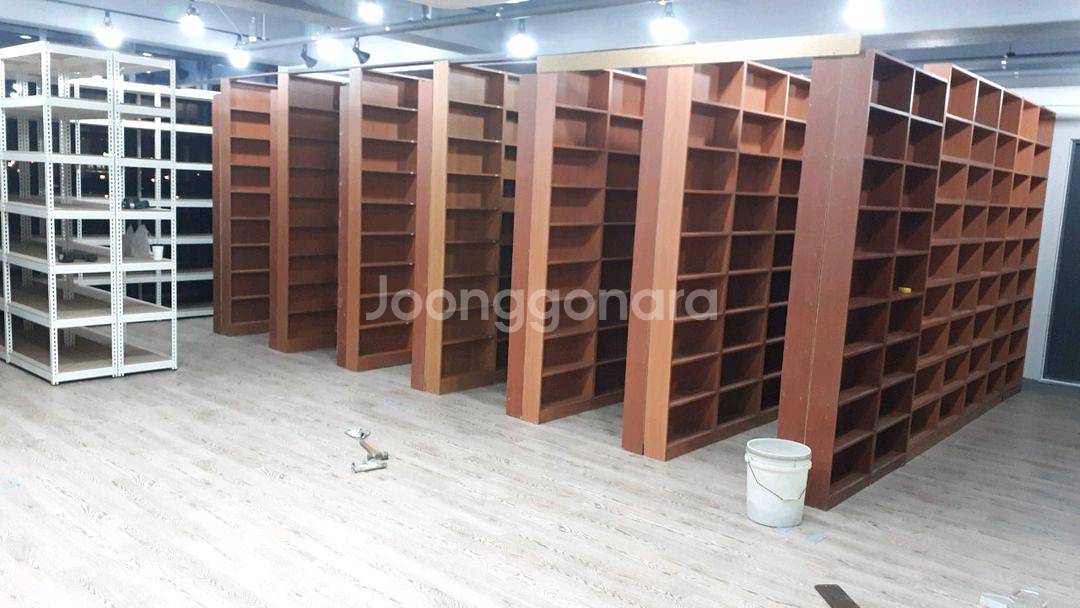 중고만화 책장 만화카페 책장 만화방 책장 중고책장--9