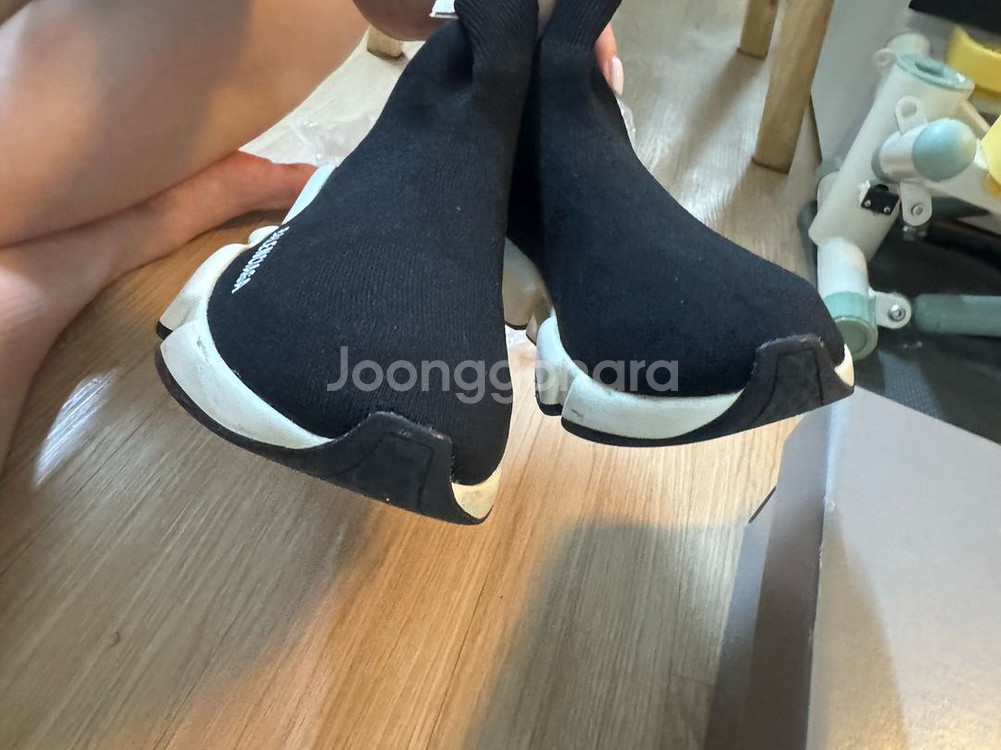 발렌시아가 스피드러너 블랙 36 세탁완료--1