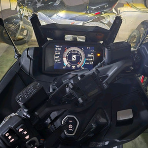 tmax 2023년식