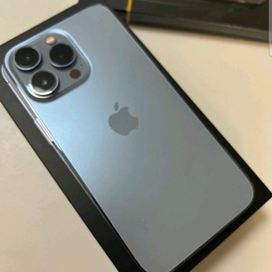 아이폰 13 Pro 시에라 블루 512기가 팝니다