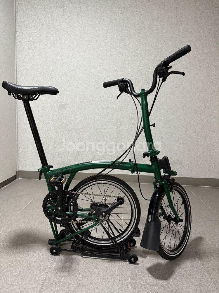 브롬톤 c라인 m6r 레이싱그린 2024년식--7