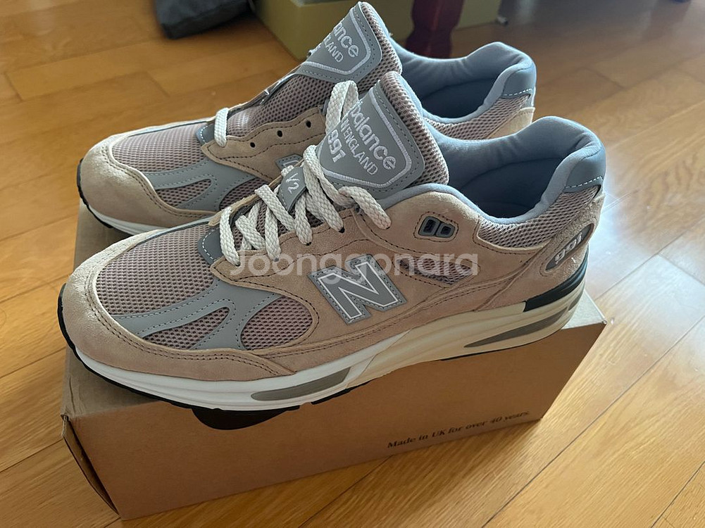 뉴발란스 991 V2 스니커즈 새상품 270 베이지--0