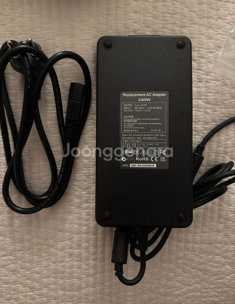 19.5v 12.3A 240W 노트북 충전 어댑터--0