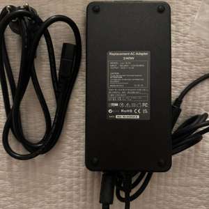 19.5v 12.3A 240W 노트북 충전 어댑터