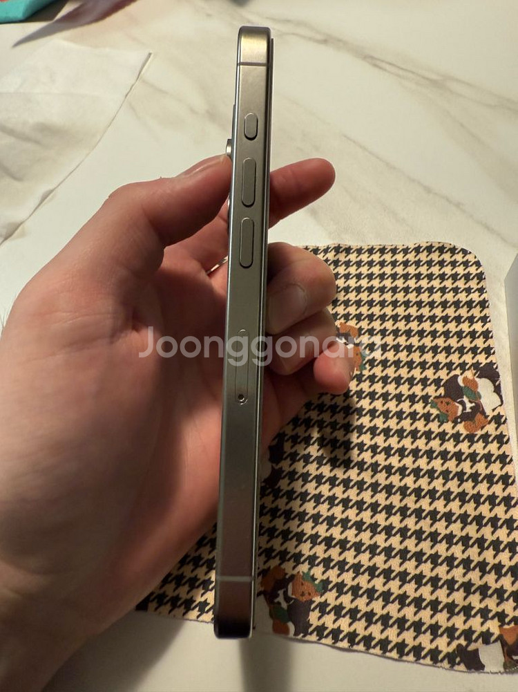 아이폰 15프로 512g 내츄럴 카메라 무음--3