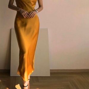 새틴사틴슬립롱원피스휴가파티파티수더로랑마이아이코