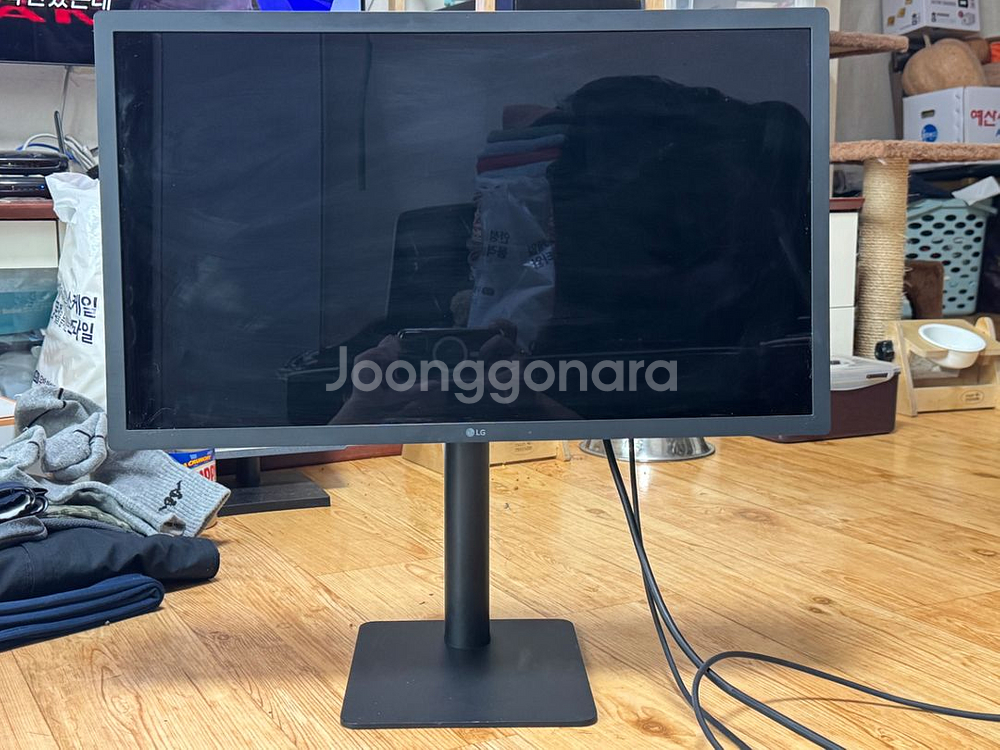 LG 울트라파인 4K 24인치--0