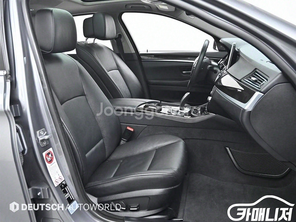 [BMW]5시리즈 (F10) 520d 판매--8