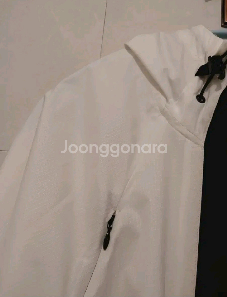 아디다스 정품 남성 바람막이 L 사이즈--7