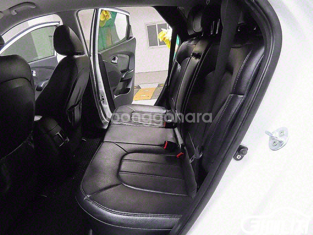 [현대]뉴 투싼iX 디젤(E-VGT)2WD (5인승)--9