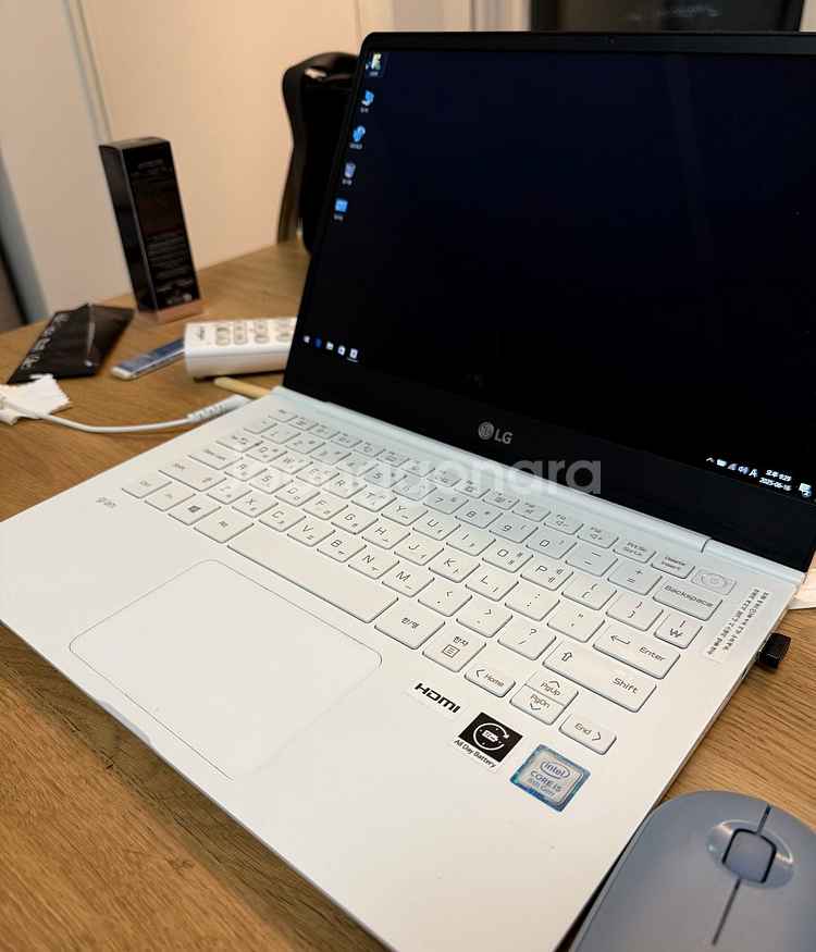 LG그램 13ZD980-GX50K 인텔i5 16G메모리--1