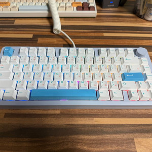 레오보그 hi8 기계식 키보드