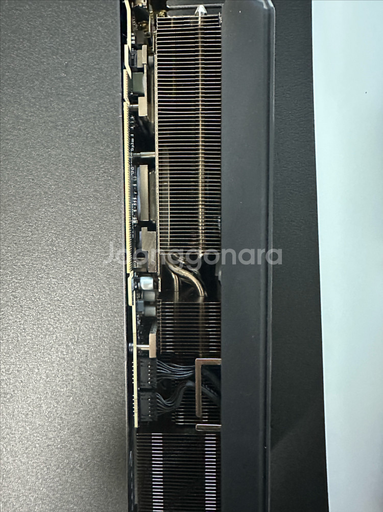 기가바이트 5080 게이밍oc 팝니다--2