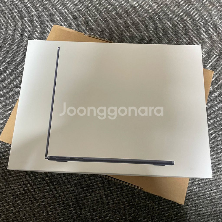 맥북에어 M4 램24 SSD256 미드나이트 급처--1