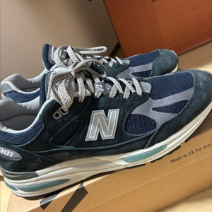 뉴발란스 991v2 네이비 270