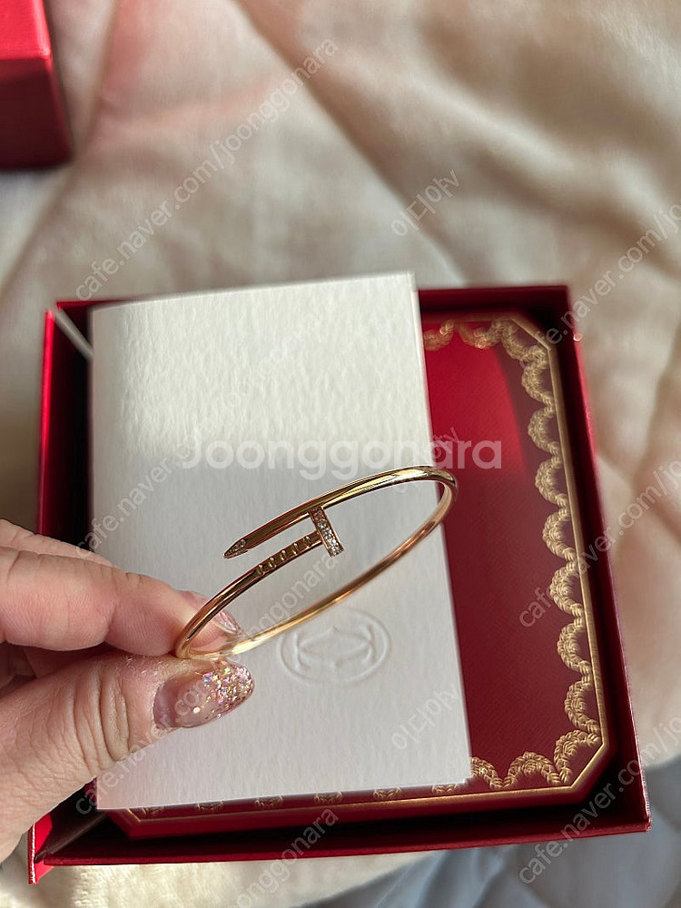 (정품) 펜디,까르띠에,페라가모,발렌티노 악세사리 5종--1