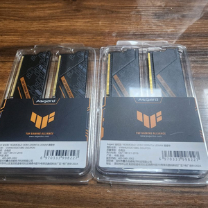 DDR4 3200 램 32GB (8GBx4) 팝니다.