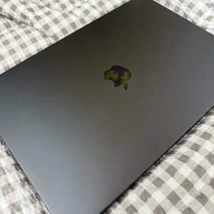 맥북 프로 M4 MAX 스페이스블랙 16 급처/고사양