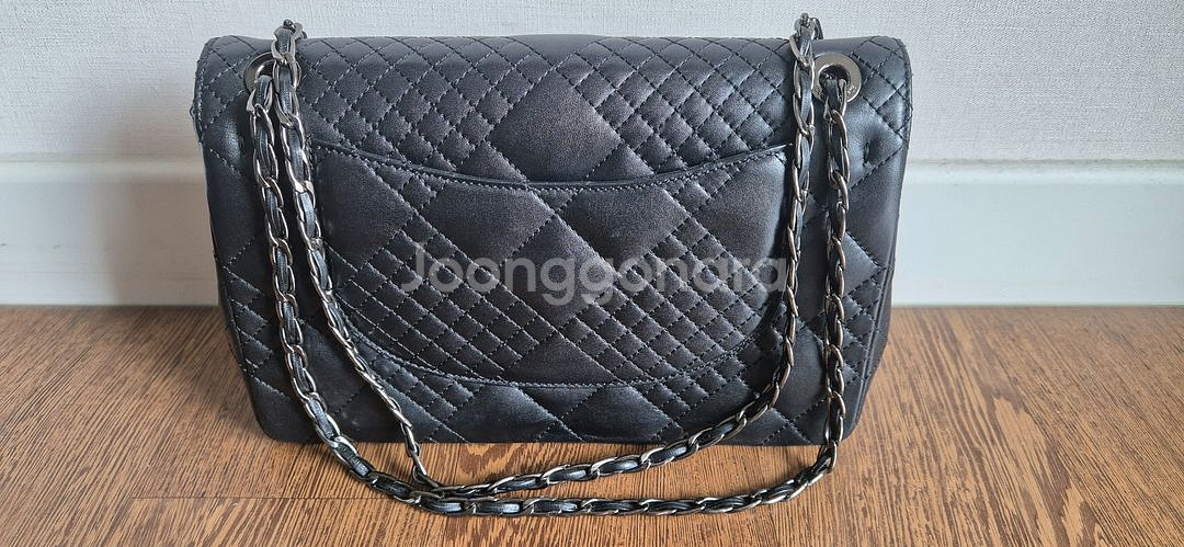 루이까또즈 체인 핸드백 판매합니다.--1