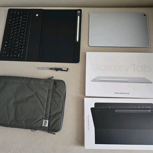 갤럭시 탭 S10 FE+ 5G 256GB, 키보드케이스