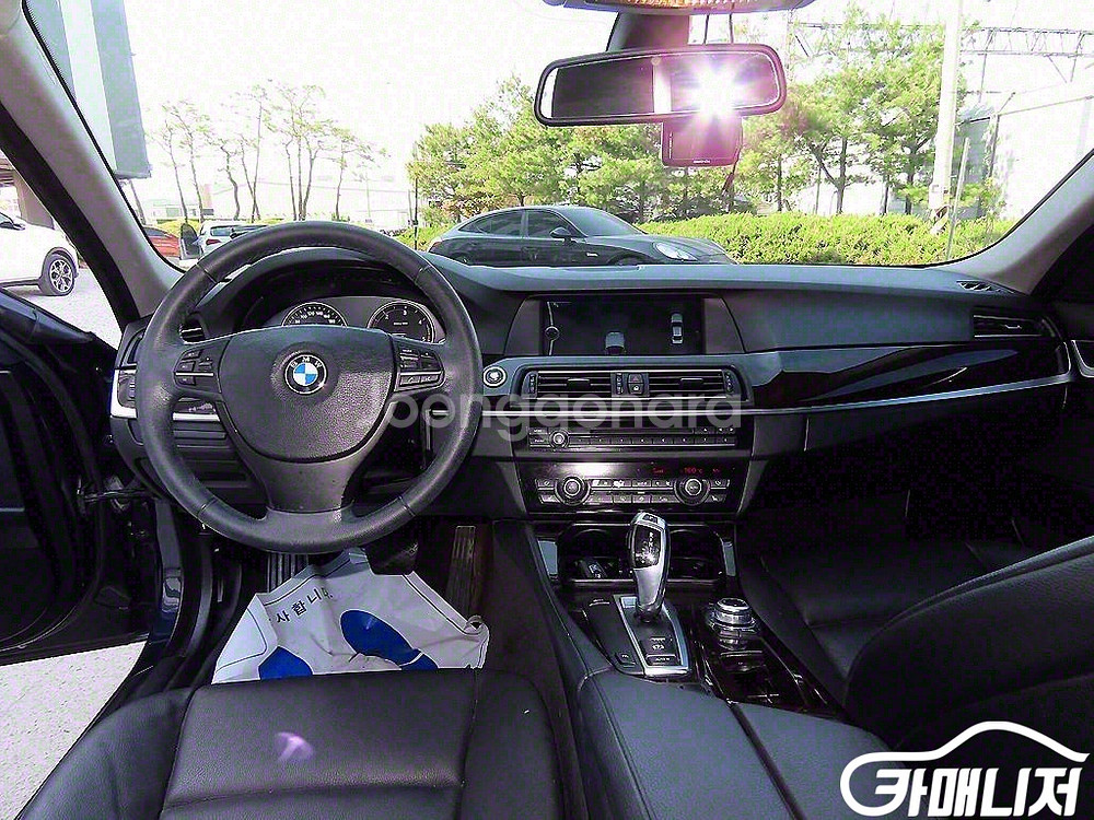 [BMW]5시리즈 (F10) 520d 판매--2