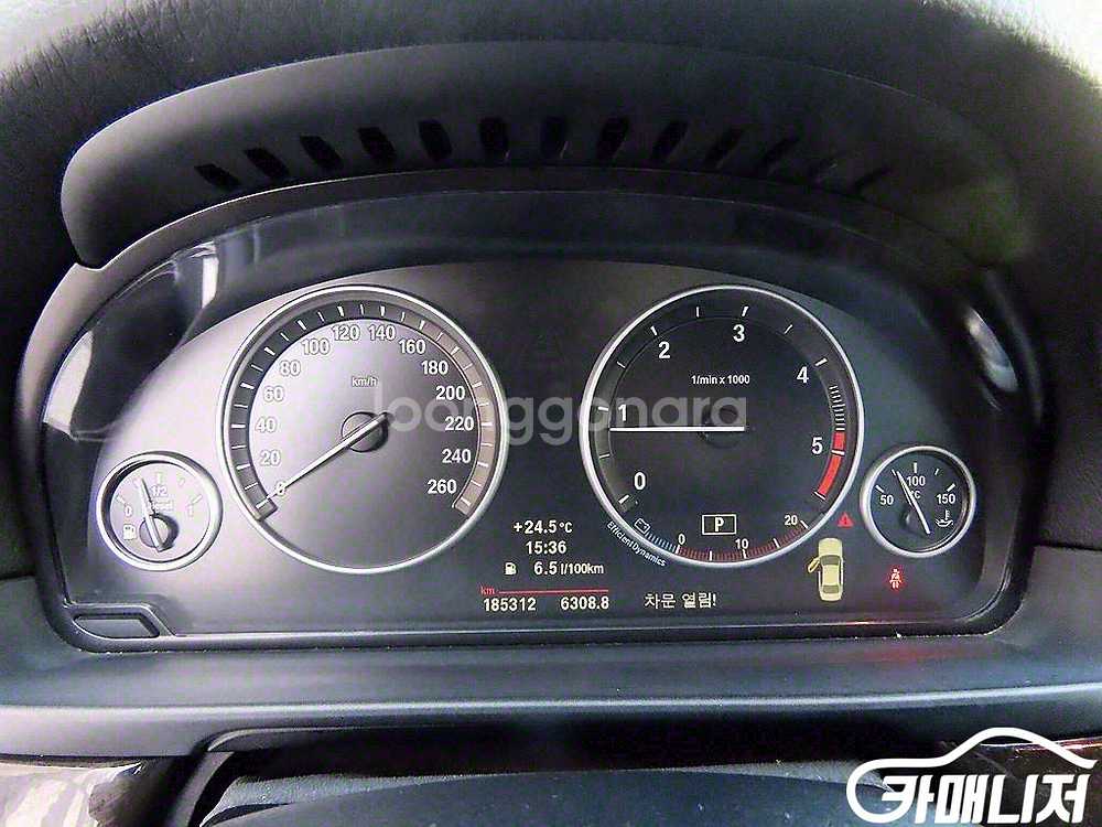 [BMW]5시리즈 (F10) 520d 판매--8