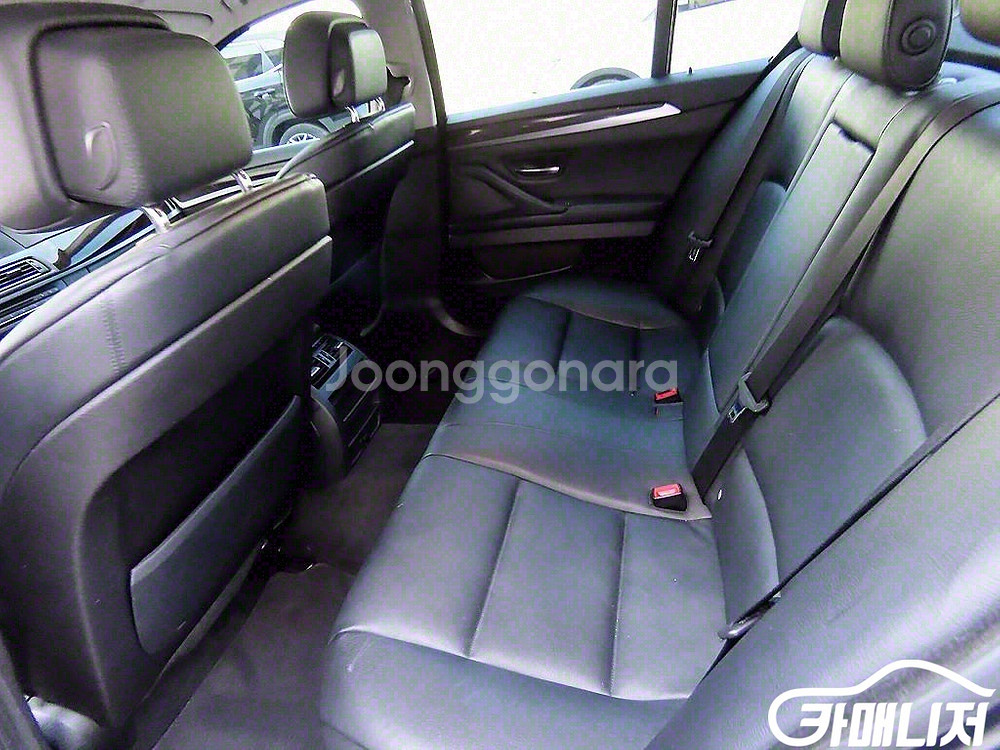 [BMW]5시리즈 (F10) 520d 판매--1