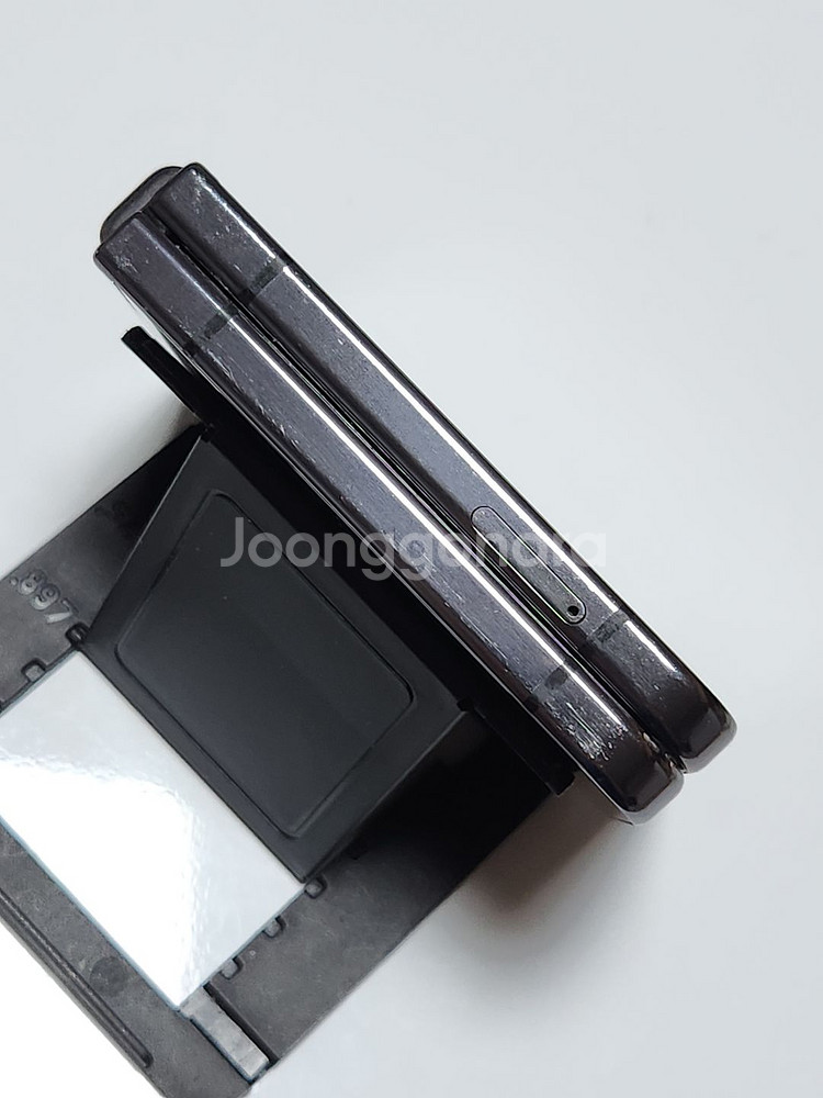 갤럭시Z플립5 256G 블랙 공기계 51895--8