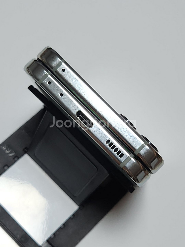 자급제) 갤럭시Z플립5 512G 무잔상 51337--5