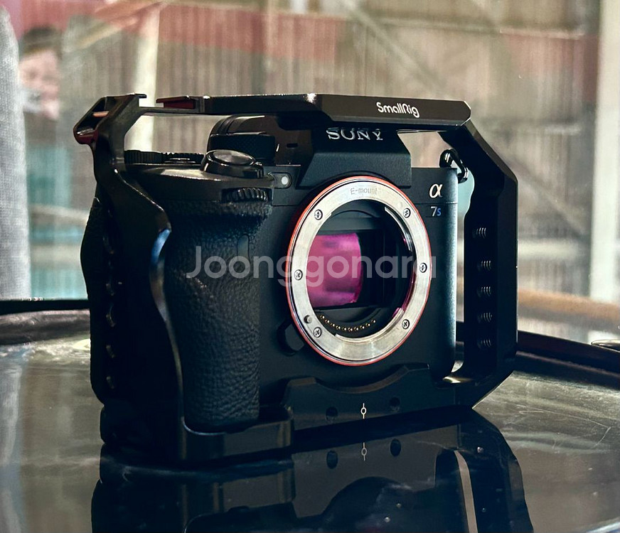 상태좋은 a7s3 판매합니다.--0