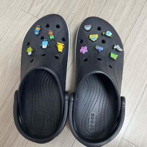 크록스270