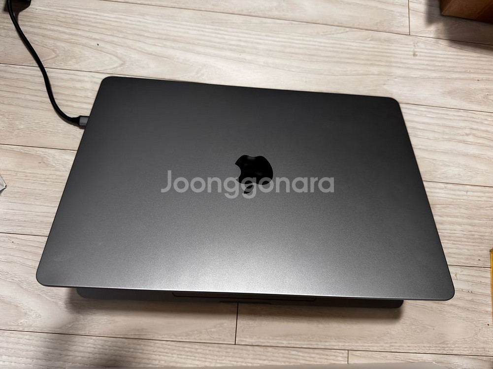 맥북에어 M3 15인치 그레이 16GB A3114--2