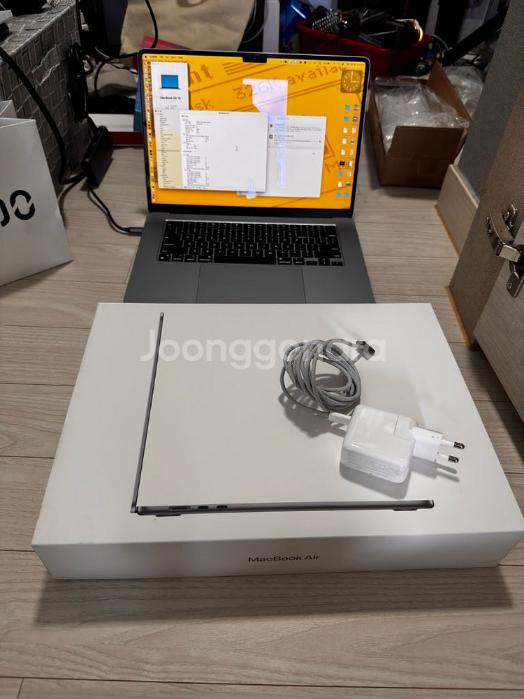 맥북에어 M3 15인치 그레이 16GB A3114--0