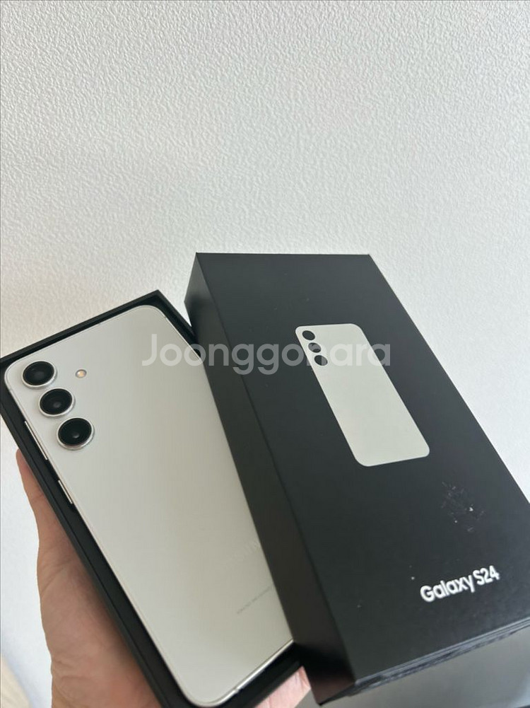 갤럭시S24 256G 새제품(정상해지)--0