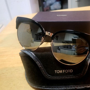 톰포드선글라스 하금테(상태최상)
