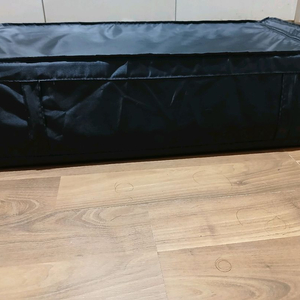 이케아 스쿠브 침대밑 수납박스 2개 합 16000원.