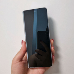 갤럭시 제트폴드 4 256GB + 펜슬포함