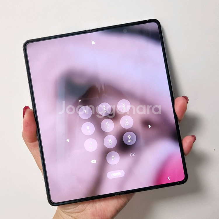 갤럭시 제트폴드 4 256GB + 펜슬포함--4