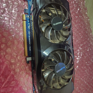 GeForce GTX460 GV-N460OC-768l