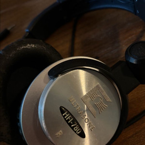 울트라손 HFI-780 헤드폰