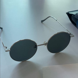 젠틀몬스터 미드나잇선 선글라스